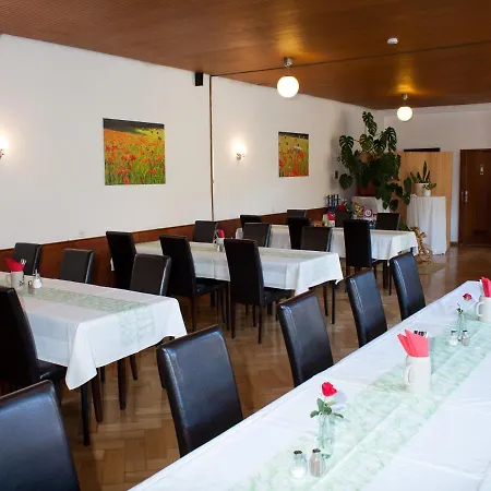 Gasthof Zur Behringersmuhle *